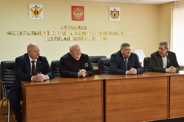 Герой России Андрей Красов встретился с сотрудниками УФСИН России по Рязанской области 