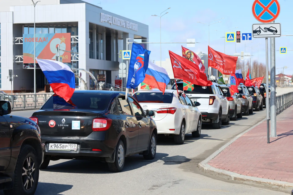 Автопробег в память о героях Великой Отечественной войны состоялся в Губкинском