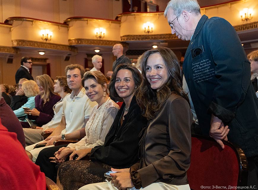 Сбор труппы и начало 105 сезона в Театре Вахтангова