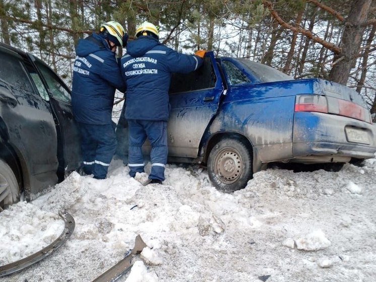 В Челябинской области в ДТП погибла почти вся семья с детьми