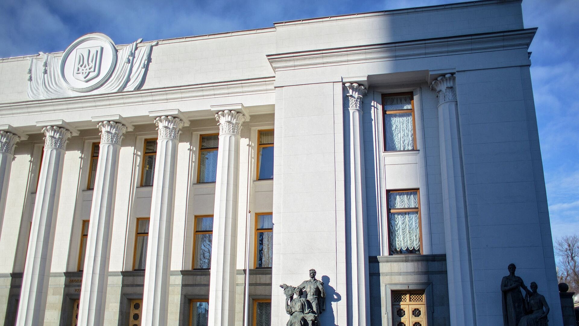Депутат Рады призвал разогнать военкоматы на Украине