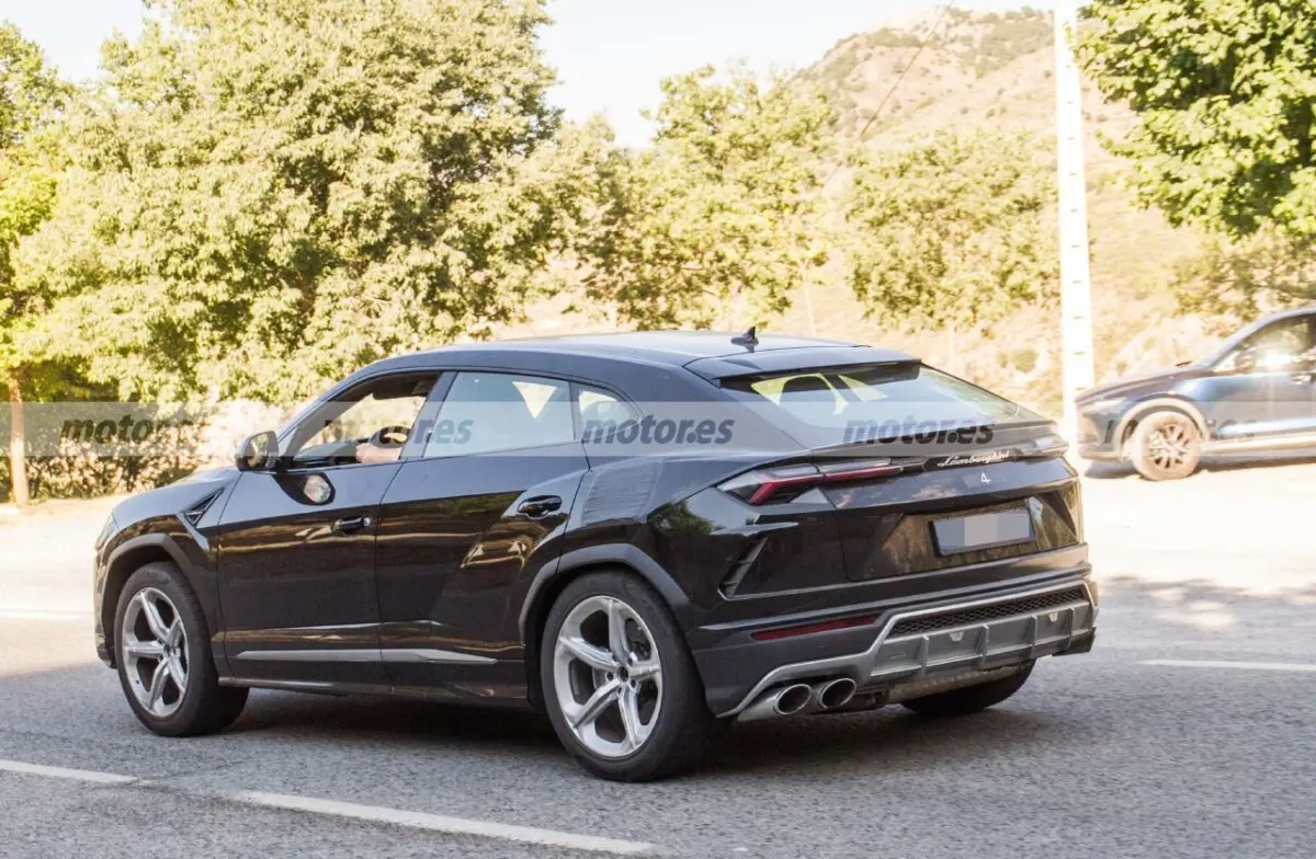 Lamborghini Urus PHEV