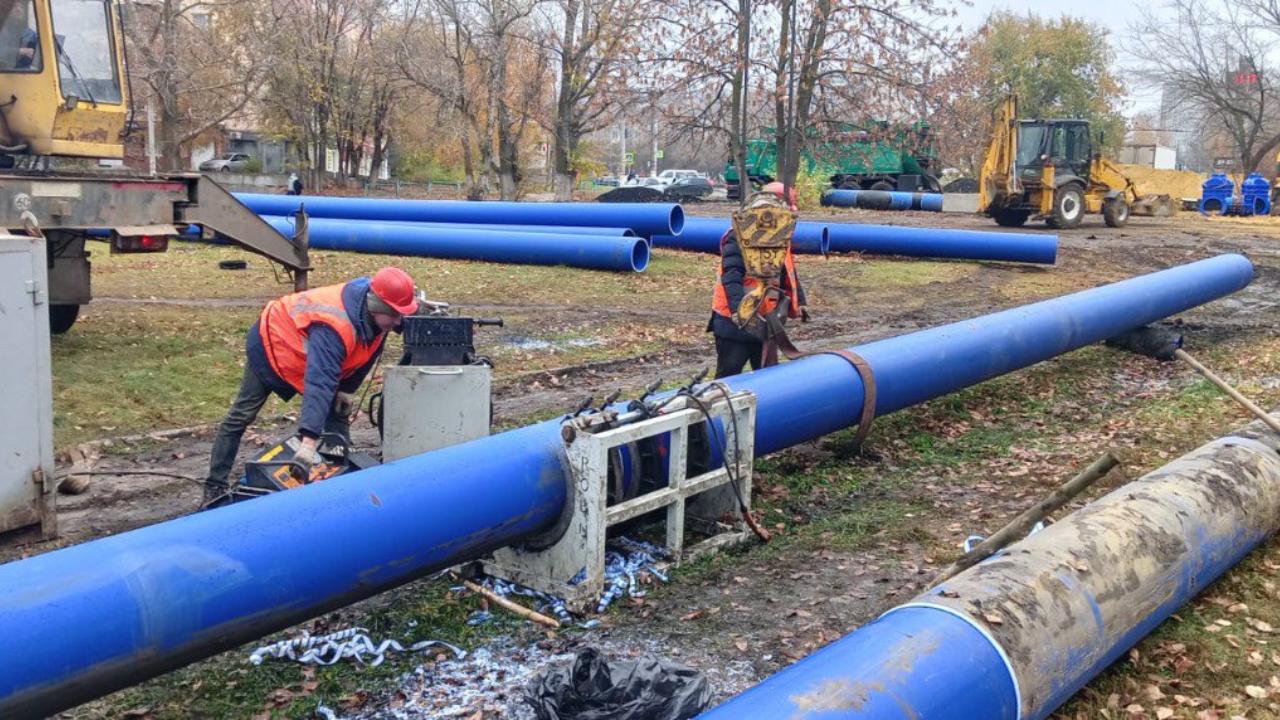 В Саранске прокладывают новый водопровод на Светотехстрое