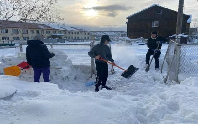 Жителям города Якутска напоминают о необходимости уборки и вывоза снега