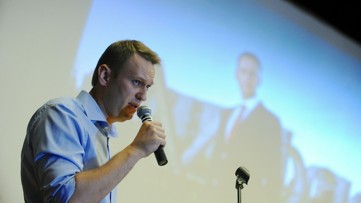Устроить шоу на похоронах Навального* пытались до последнего. Не вышло