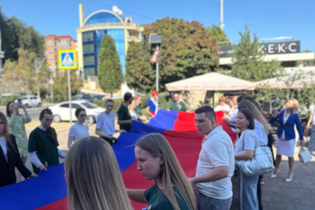 разворачивание Государственного флага РФ.jpg