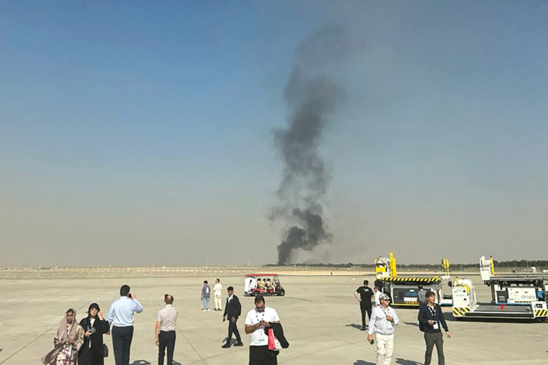 Крушение самолета на авиасалоне Dubai Airshow 2025