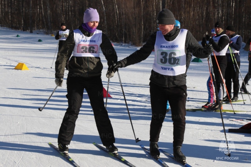 Сотрудницы Главного управления завоевали медали в лыжных гонках среди силовых ведомств края