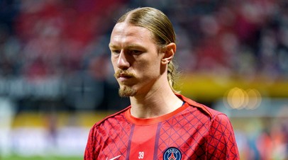 Голкипер «Пари Сен-Жермен» Матвей Сафонов