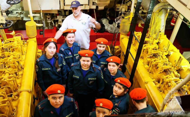 Знания и умения для кадет МЧС России!