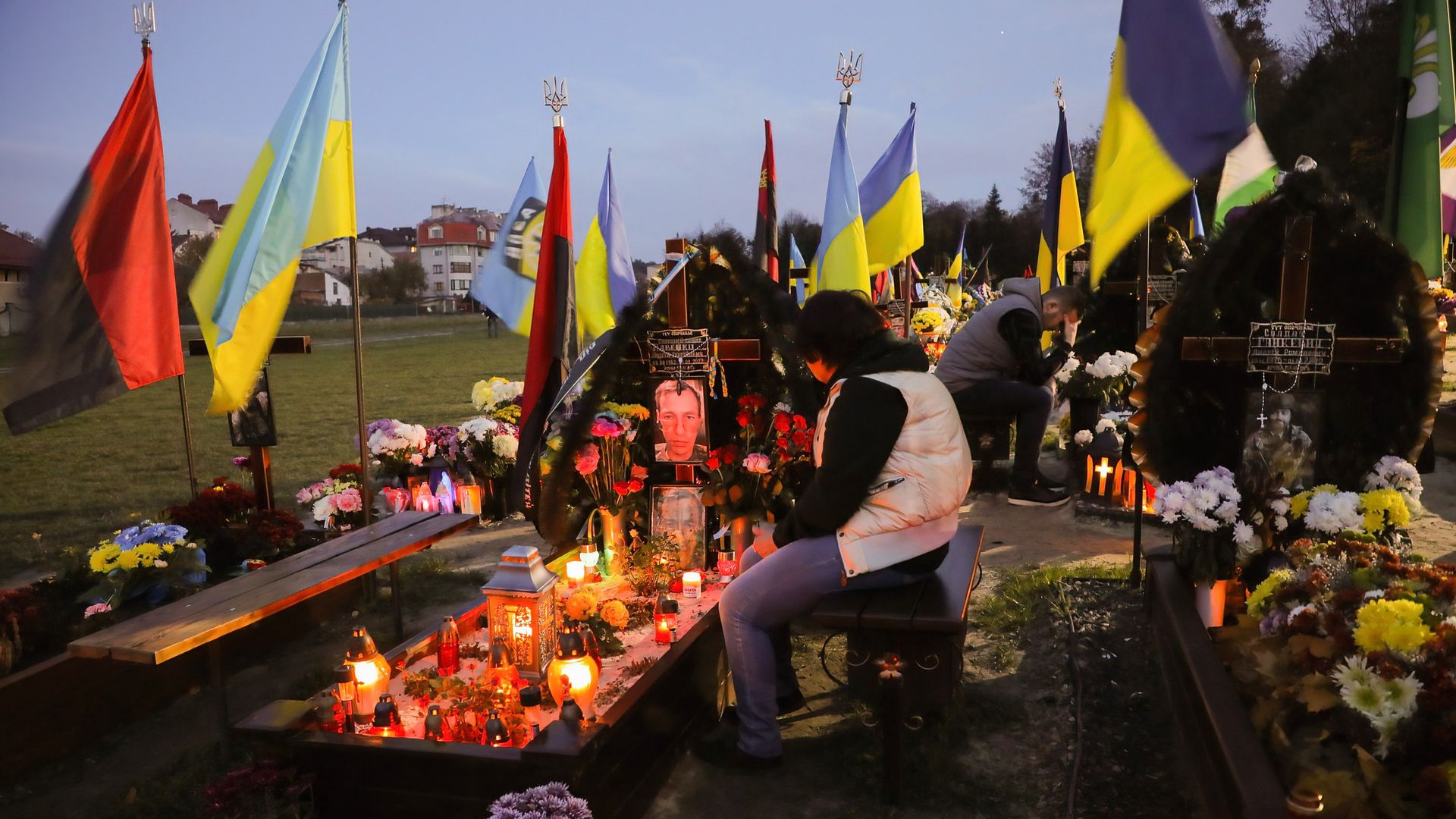 Обмен погибшими между россией и украиной. Косово Украина. Украина Киев сейчас.