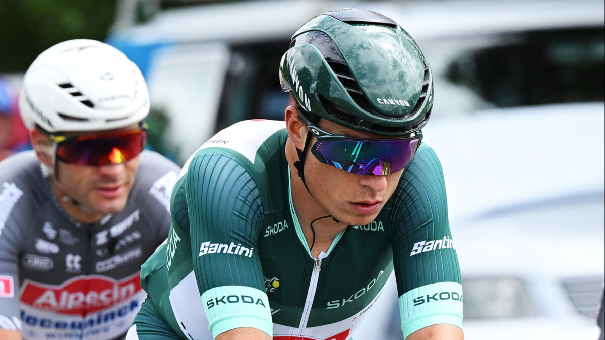 Победитель первого этапа «Тур де Франс» Филипсен сломал ключицу со смещением и снялся с соревнований