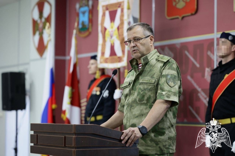 Вымпелом директора Росгвардии награждено управление ведомства по Белгородской области