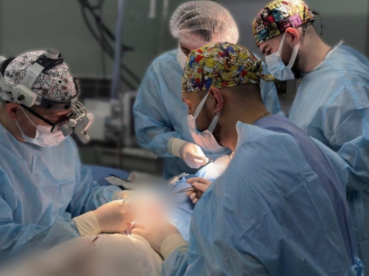 В Югре врачи провели ребенку реконструктивную пластику половых органов с использованием слизистой щеки