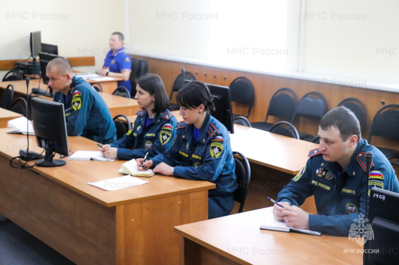 В Главном управлении МЧС России по Тверской области состоялось совещание по обеспечению пожарной безопасности торфяных месторождений