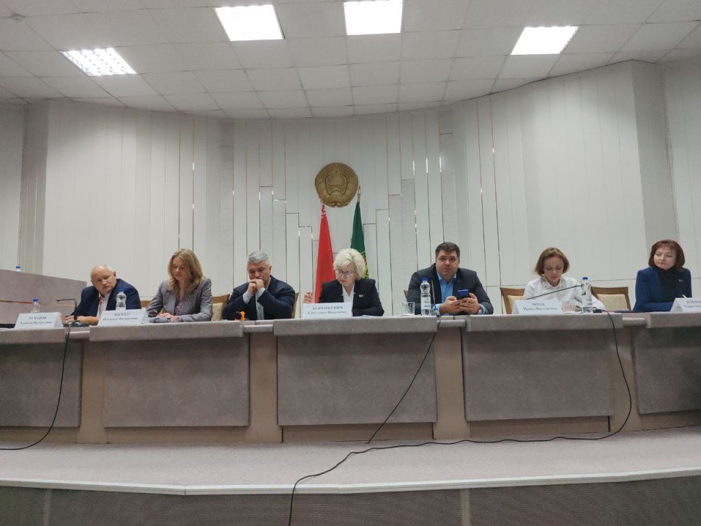 photo_2025-10-23_19-45-42 (2).jpg