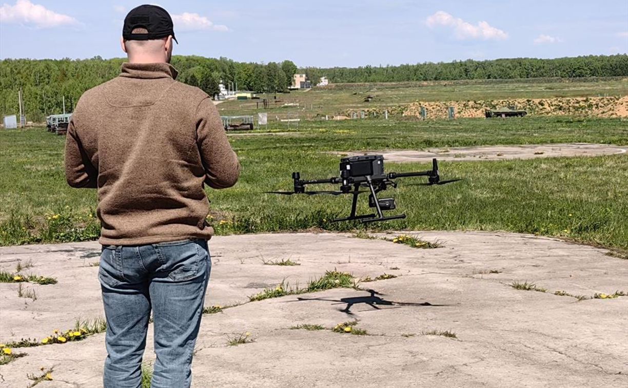 в тульской области упал беспилотник. боевой беспилотник. беспилотник в туле 21 января. боевые беспилотники. дроны в тульской области.