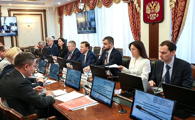 Заседание рабочей группы по внесению в Правительство РФ предложений по проекту федерального закона о едином преференциальном режиме Дальнего Востока и Арктики