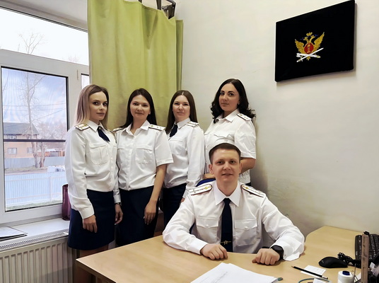 Сегодня профессиональный праздник отмечают работники учреждений и органов уголовно-исполнительной системы Российской Федерации, исполняющих наказания, не связанные с изоляцией осужденных от общества