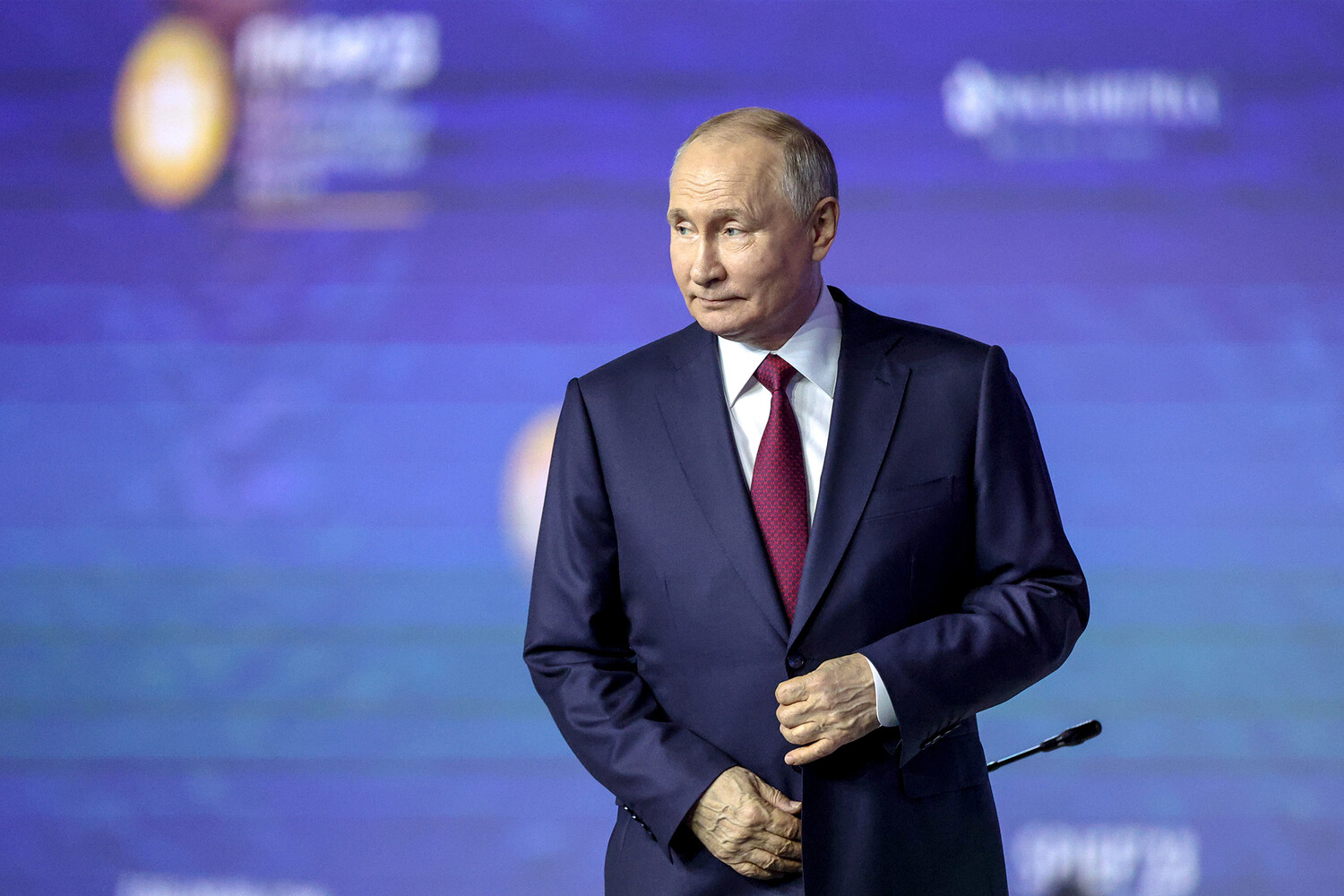 Прямая линия с президентом в 2023. Выступление Путина. Фото Путина.