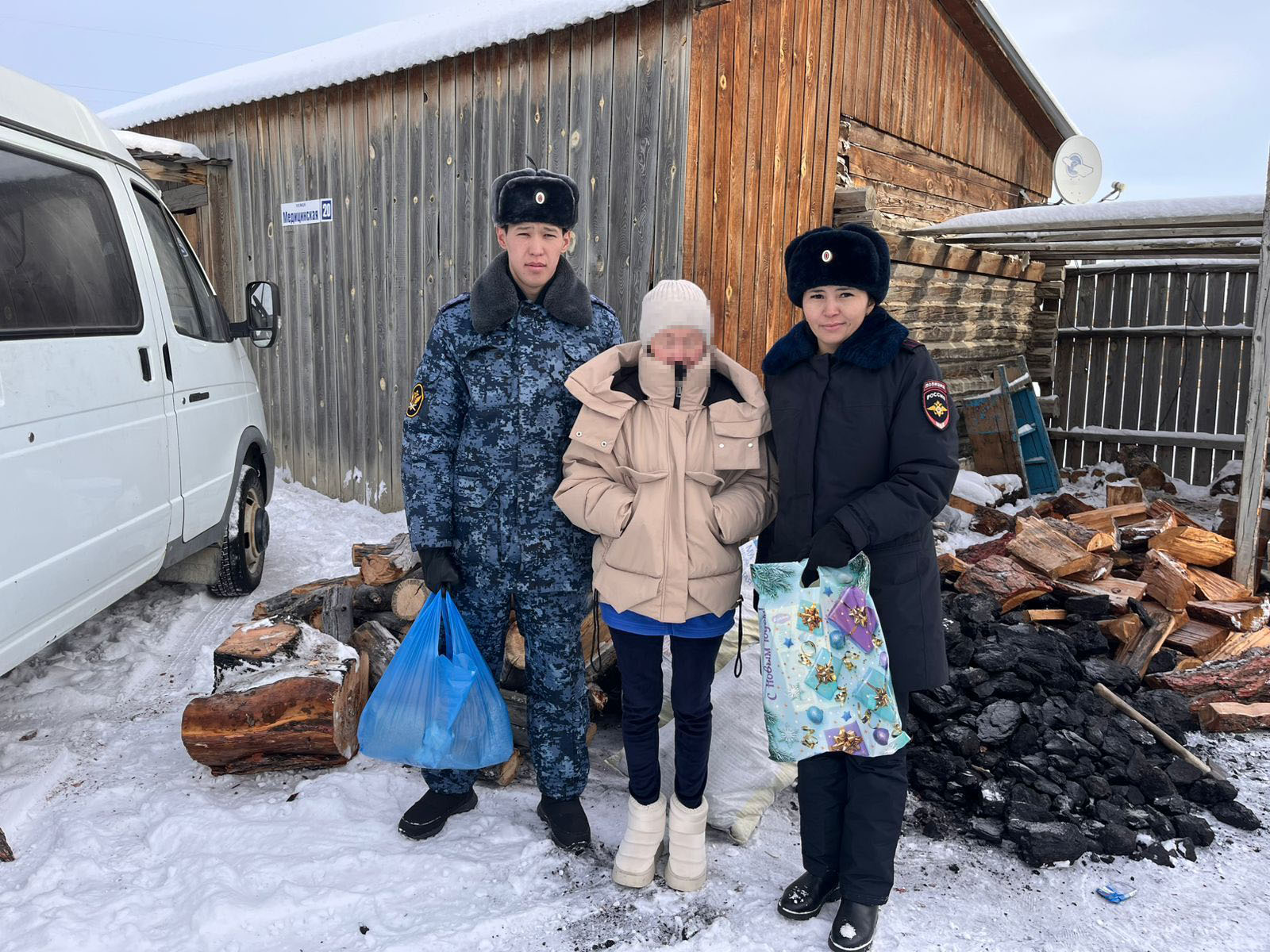 Сотрудники ФКУ УИИ по Кош-Агачскому району приняли участие в акции «Доброе сердце»