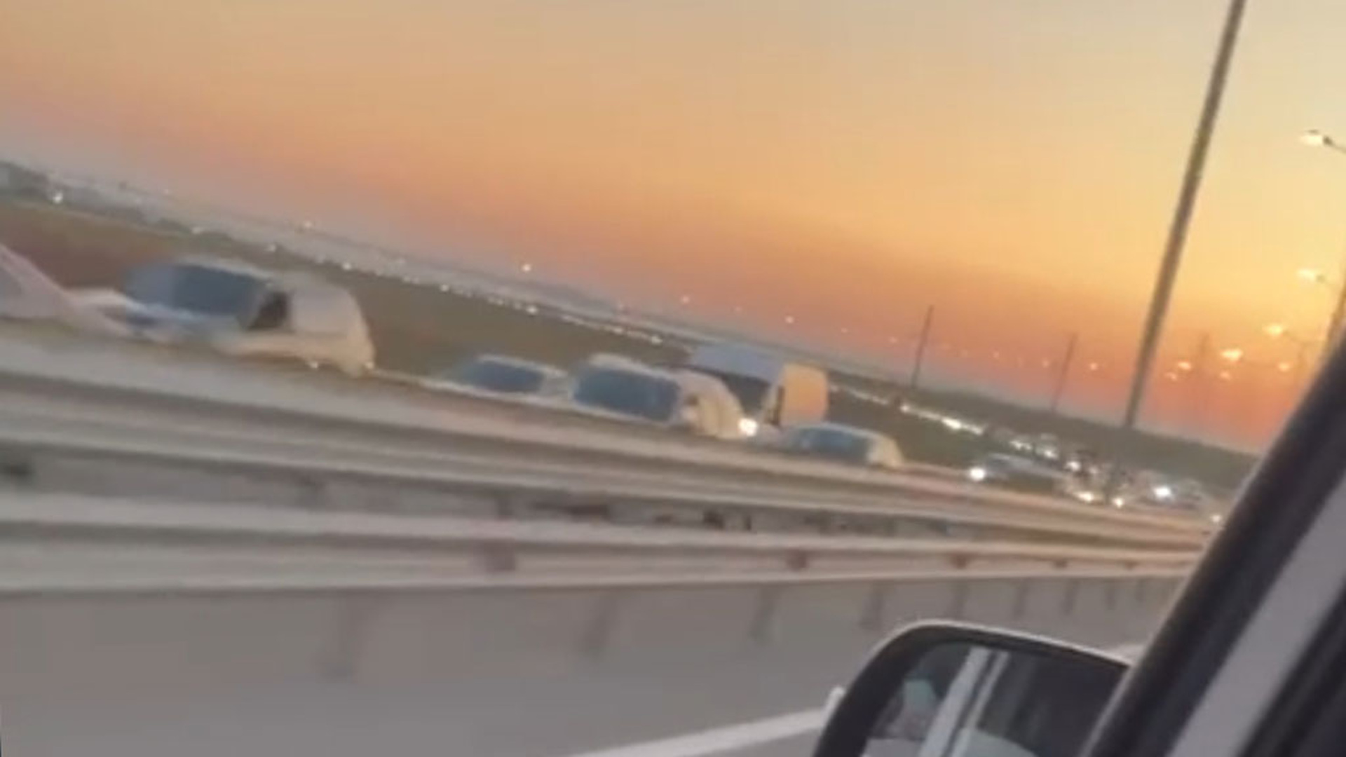 авария на керченском мосту 2020. взрыв. крымский мост. фура на крымском мосту. что случилось на крымском мосту вчера.