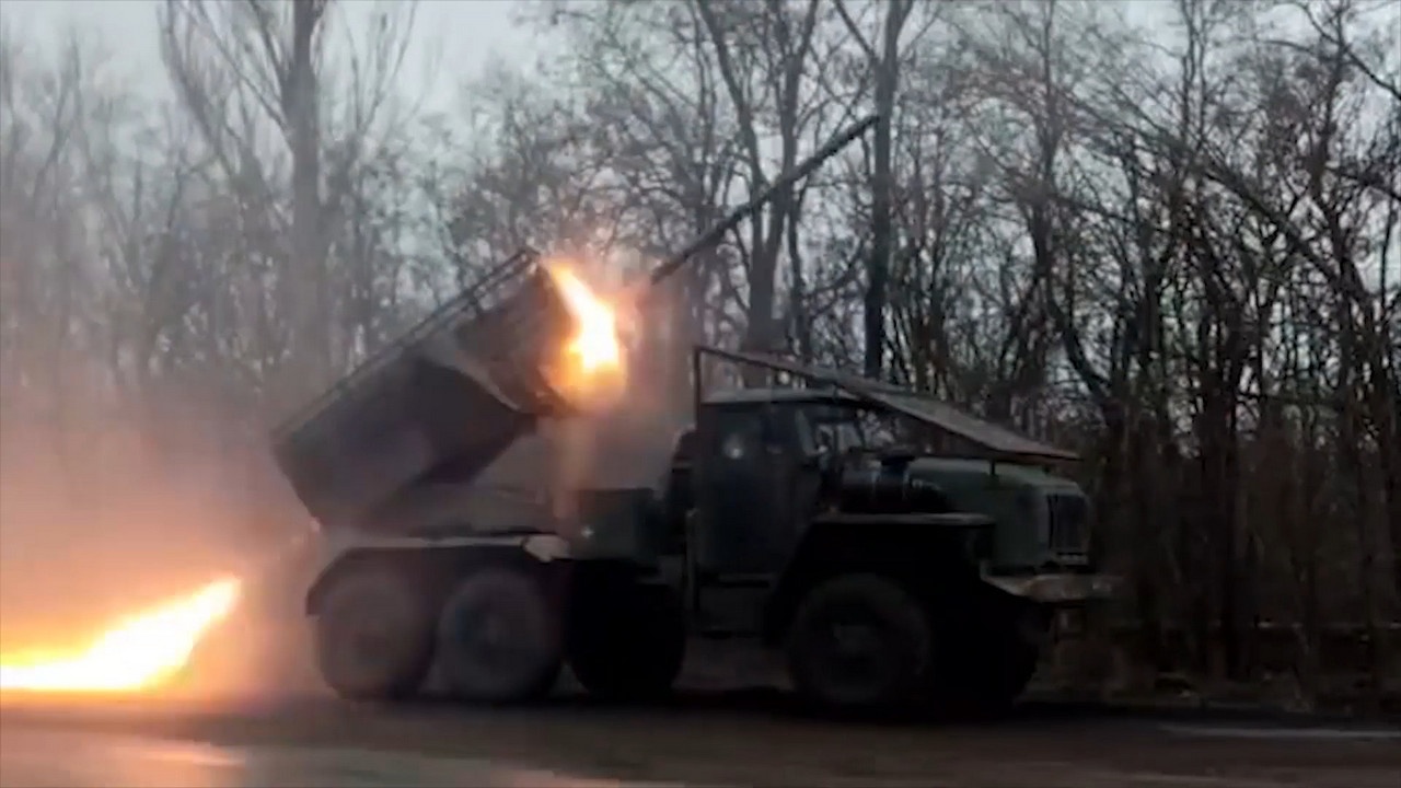 Расчёты РСЗО «Град» нанесли удар по пункту временной дислокации ВСУ на Константиновском направлении.