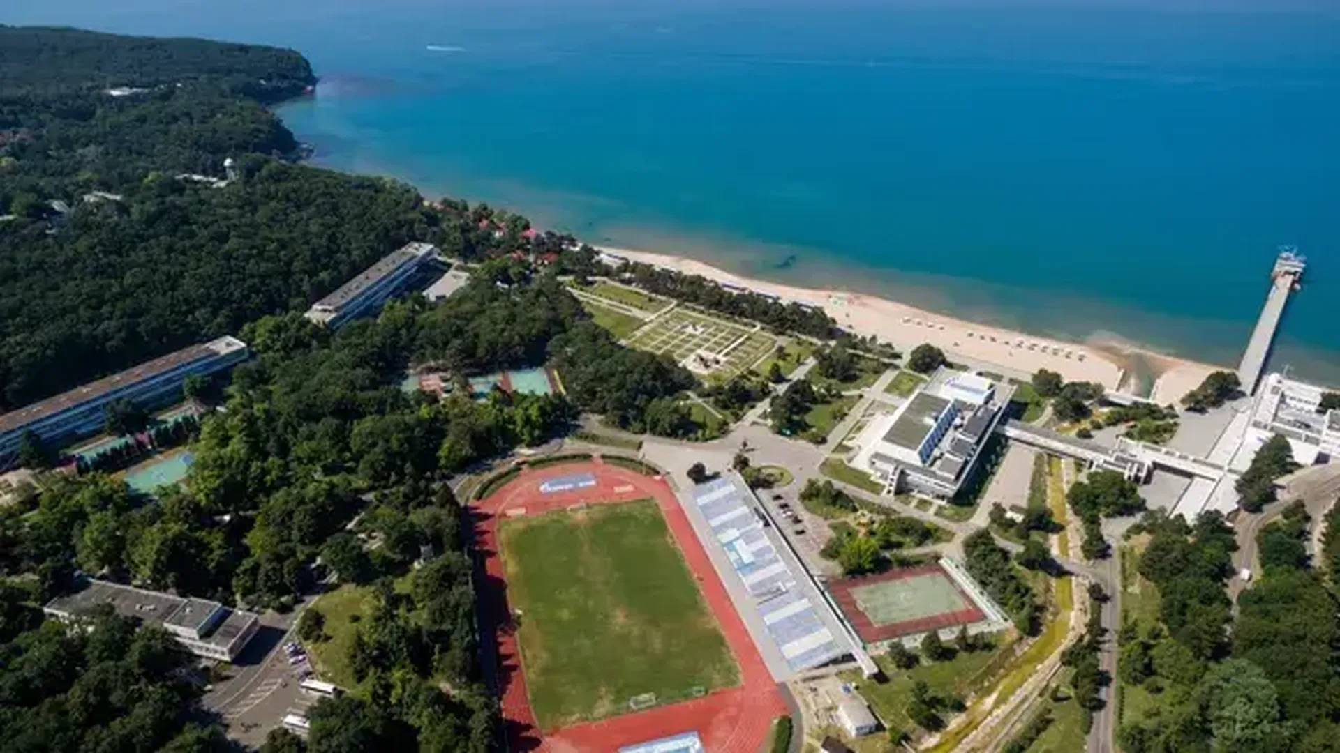 Адлер орленок. Детский лагерь стремительный вдц орленок. Как выглядит орленок. Лагерь вдц орленок туапсе. Как выглядит орленок.