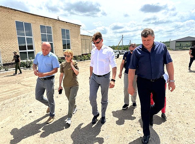 Дарья Лантратова проверила ход восстановления социальных объектов Марковского района ЛНР