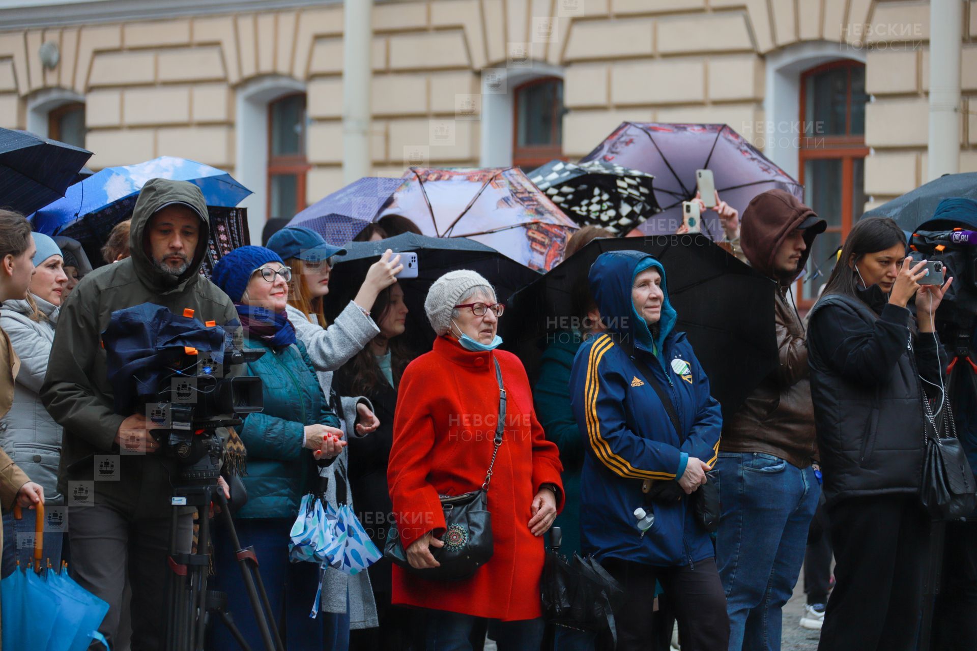 Императорский полдень в Санкт-Петербурге.