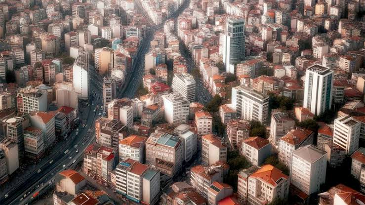 Россияне четвертый год подряд лидируют среди иностранцев по покупке недвижимости в Турции