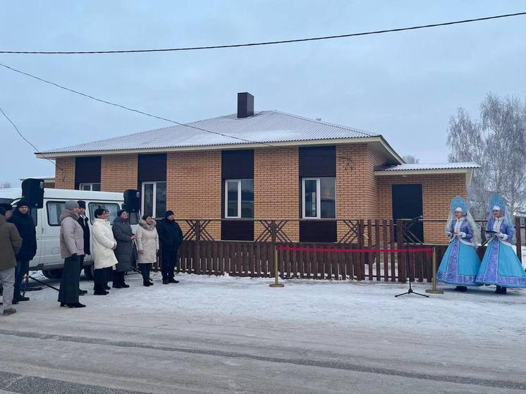 В Томской области 4 медика получили бесплатное жилье