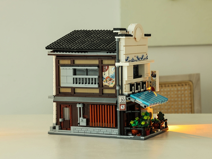 Почему мамы и папы собирают LEGO по ночам: тренд на взрослые конструкторы. Сравнение 5 ключевых производителей