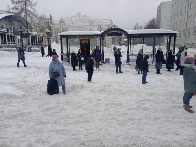 В Екатеринбурге за неделю установят 35 остановок