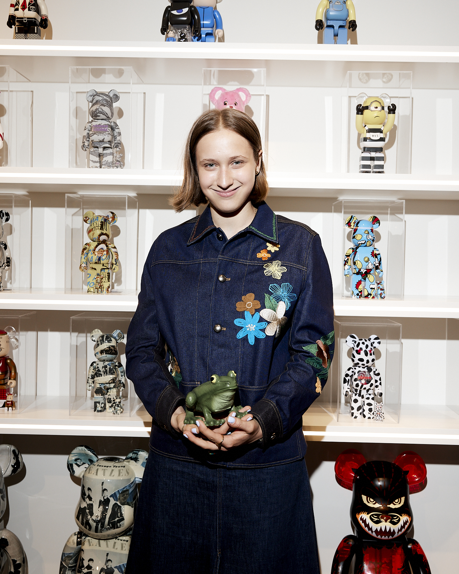 Сумка кристиан диор плетенка. Magza new collection 2023. Цум открыл перепродажу. Еду в цум. Поп-ап пространства в цуме.