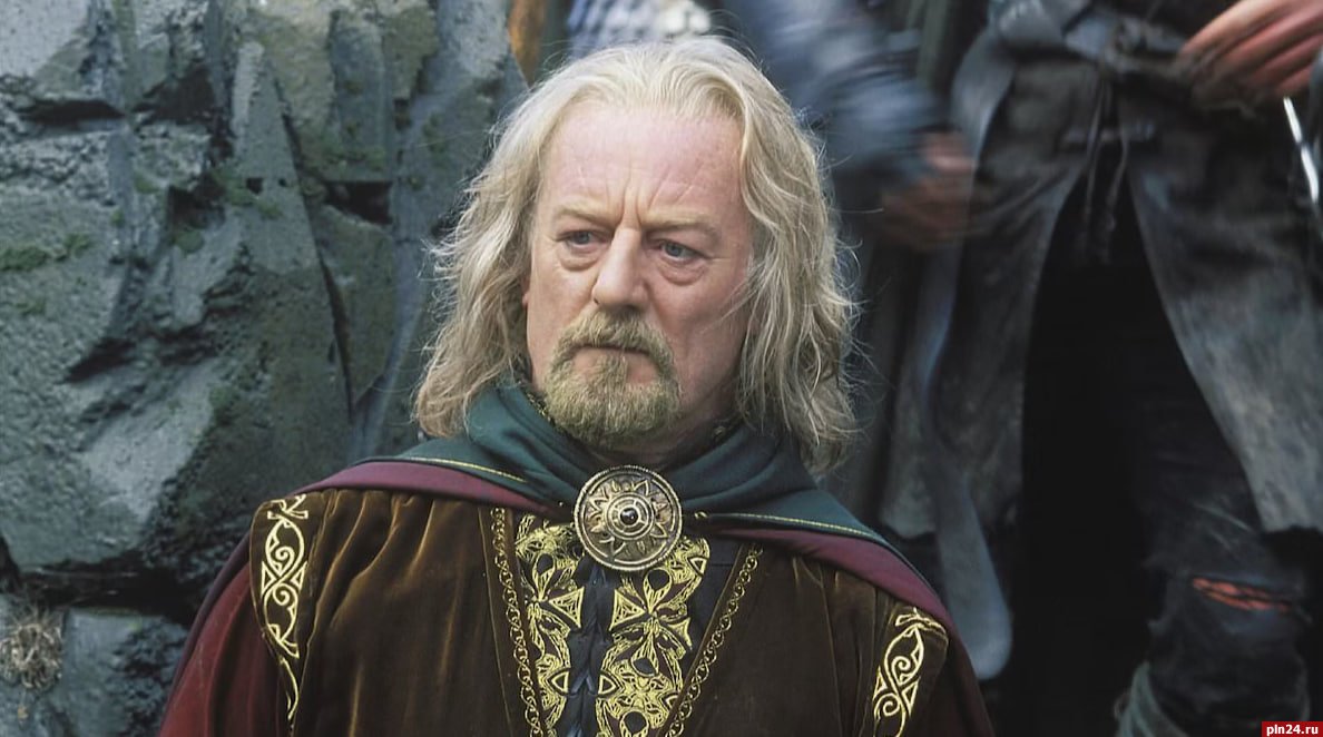 Элайджа Вуд отреагировал на смерть Бернарда Хилла словами 