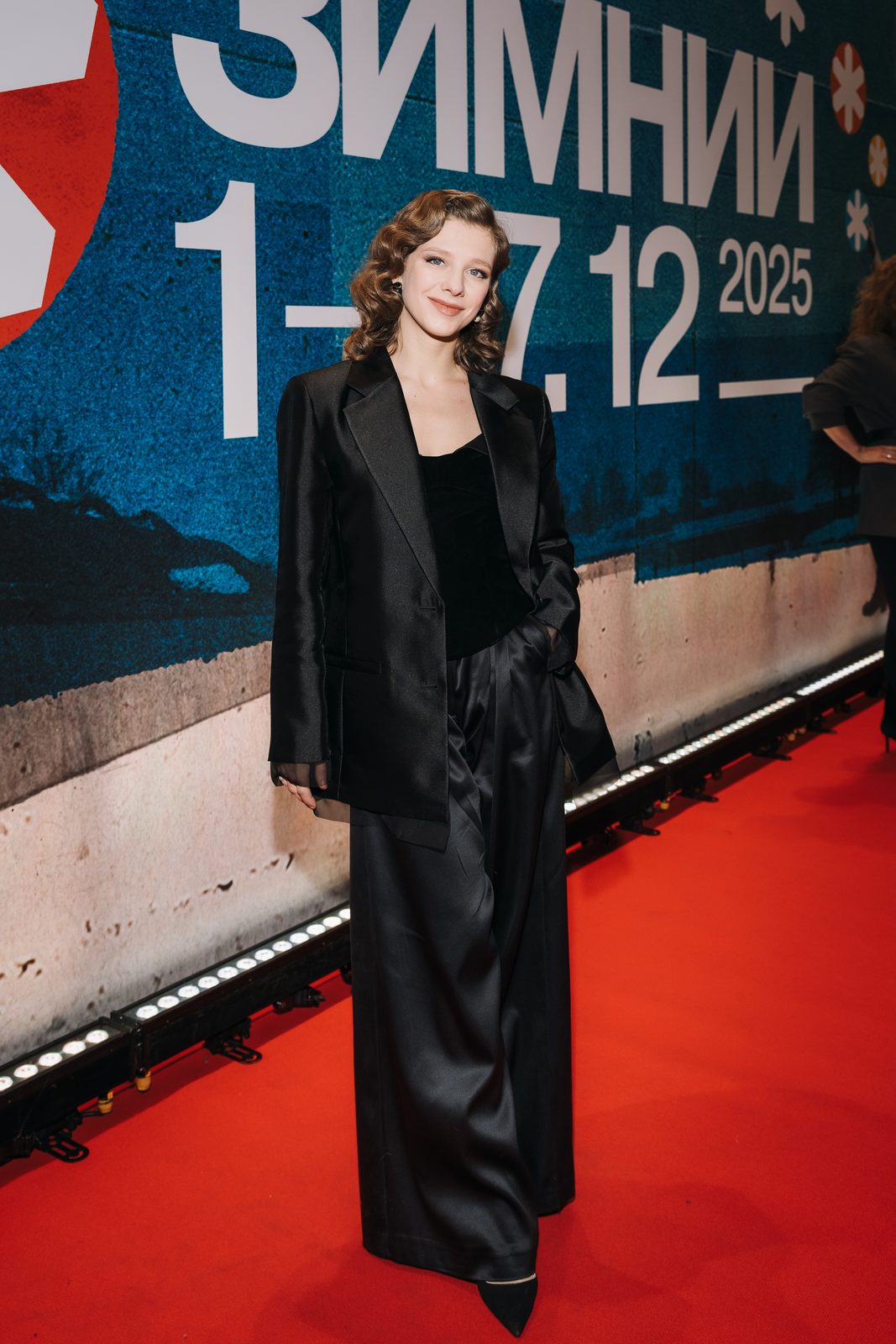 Особый взгляд: Елизавета Базыкина, Анна Михалкова и Марина Зудина