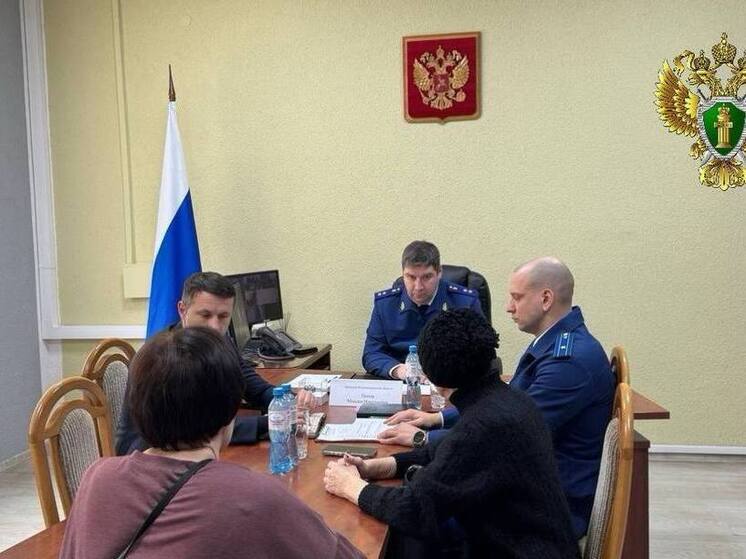 Проблемы Черняховска обсудили на личном приеме у прокурора