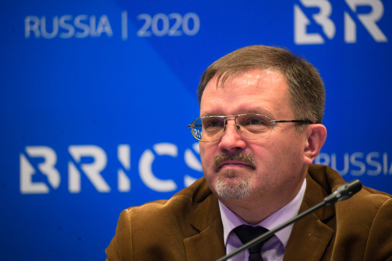 Политолог раскрыл, кто может стоять за героизацией нацизма в Молдавии