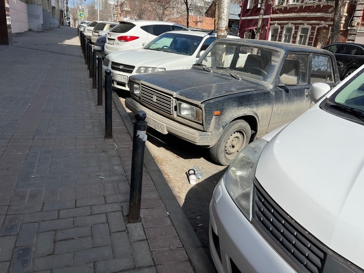 В Ленинском районе Саратова пресечена серия угонов машин после задержания троих друзей