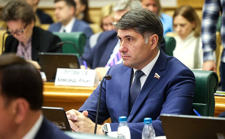 Владимир Пушкарев