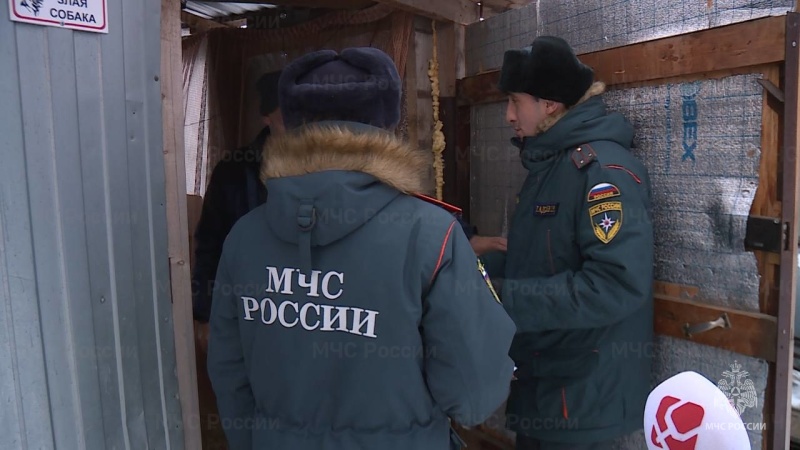 Сотрудники МЧС Югры проводят активную профилактическую работу в садовых товариществах