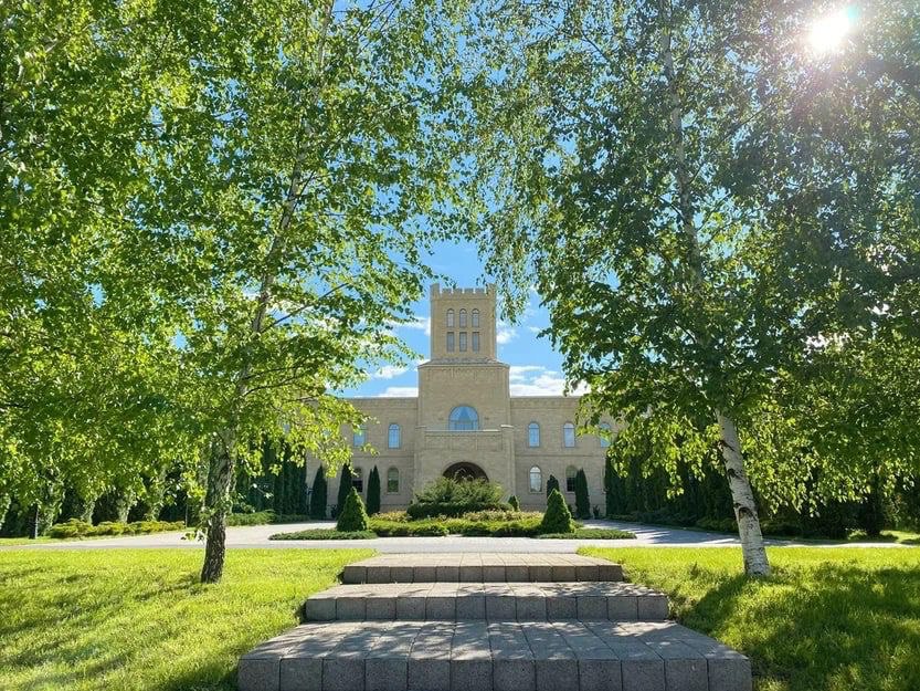 Бирюч красногвардейский район церковь. Г бирюч красногвардейского района белгородской области храм. Бирюч белгородская область церковь. Бирюч воронеж. Храм в бирюче белгородской области.