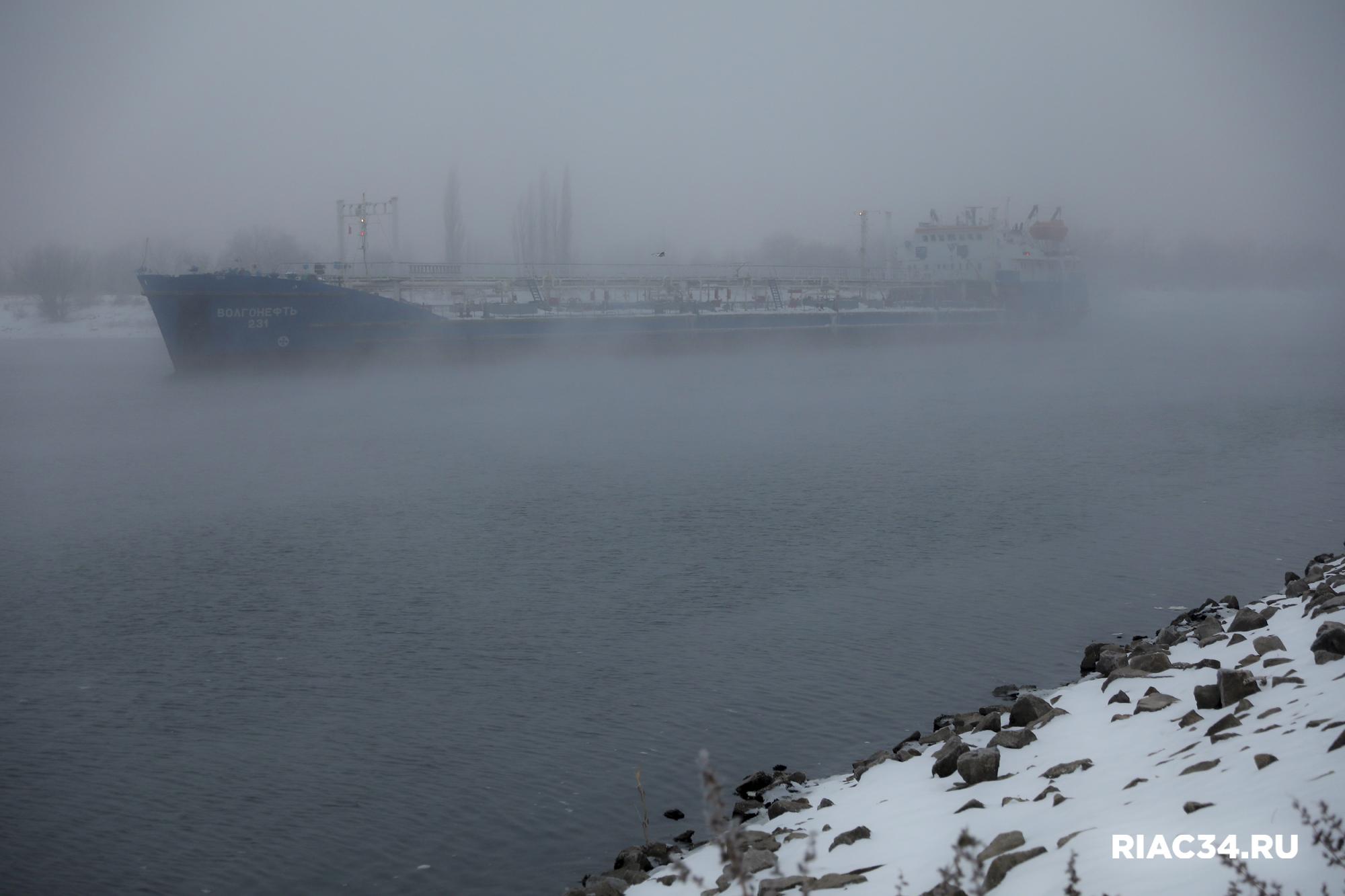 При намерзании переохлажденного дождя и мороси тумана