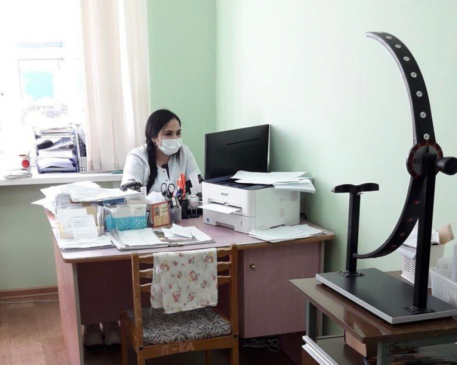 Новыми кадрами пополняется больница Ванинского района благодаря программе "Земский доктор"