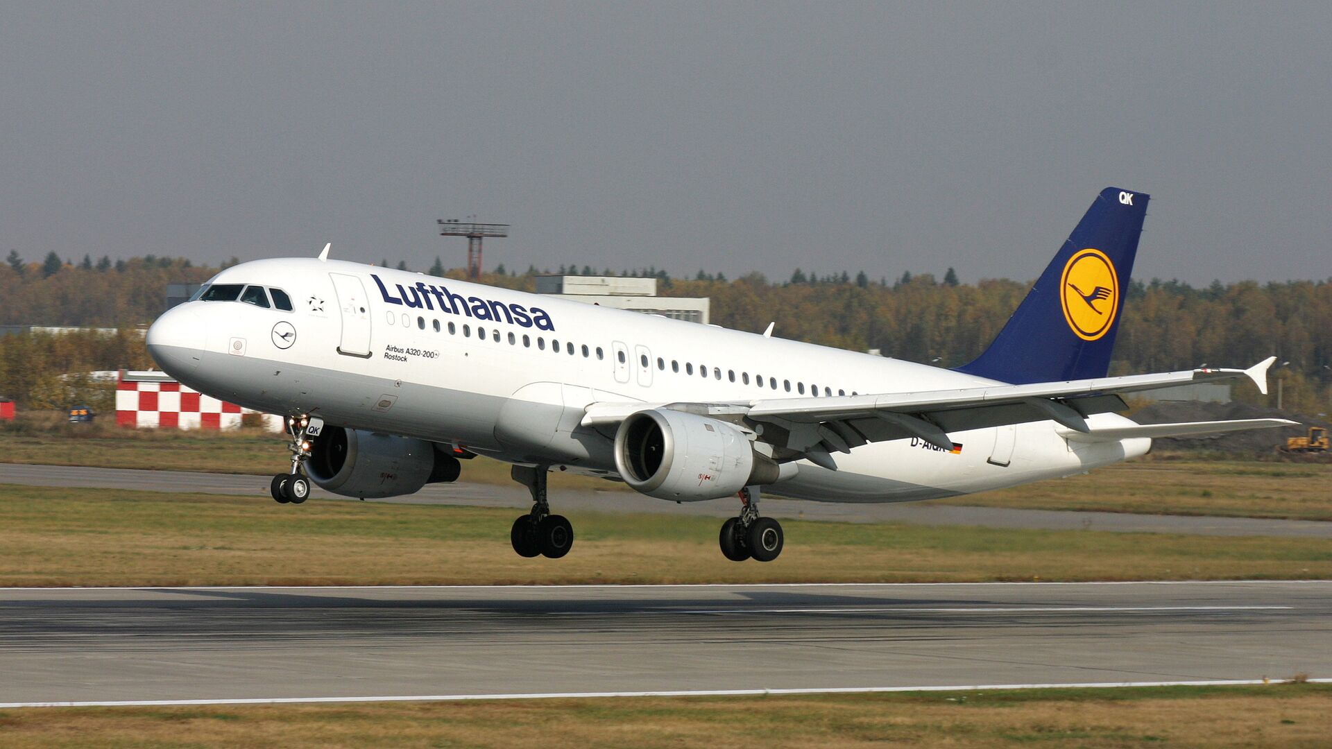 Самолет авиакомпании Lufthansa - Sputnik Молдова, 1920, 14.04.2026
