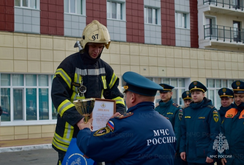 В Ханты-Мансийске состоялся окружной этап соревнований «Вертикальный вызов»