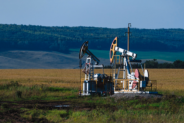 «Татнефть» в прошлом году снизила добычу нефти на 4% до 27,283 млн тонн