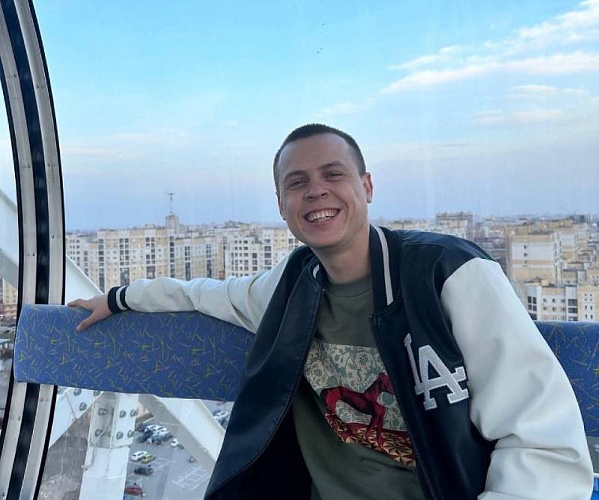 «Дань уважения своей земле»: Улан-удэнец снимает смешные ролики на бурятском языке