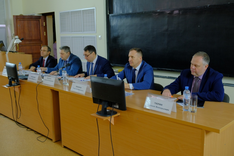 В заседании приняли участие почётные гости